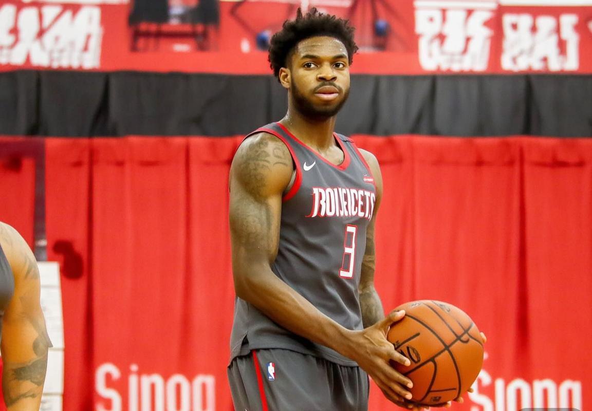 火箭队新赛季备战：泰特复出苦练三分，德安东尼调试阵容，杰拉德·格林伤情更新